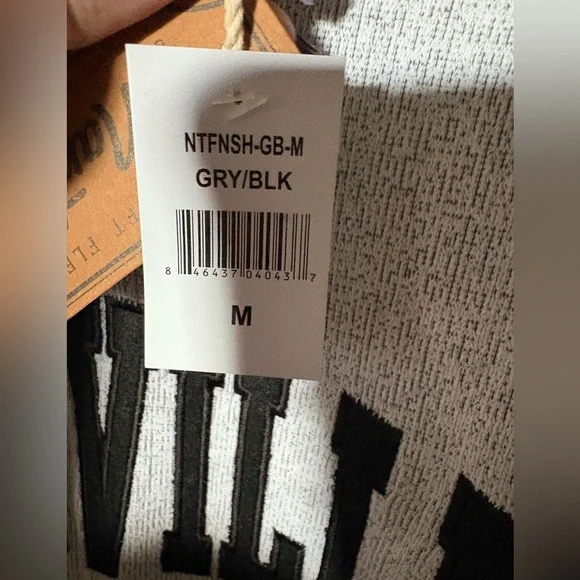 Nashville Crewneck Sweater in Light Gray - Picture 7 of 9